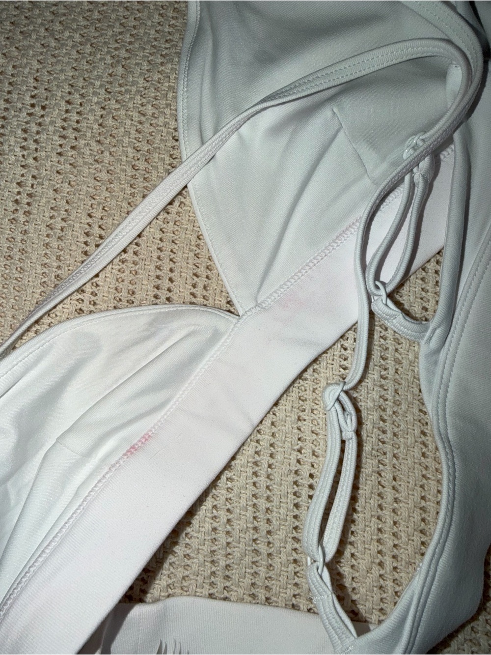 Alo Yoga Splendor Bra - Picture 4 of 5
